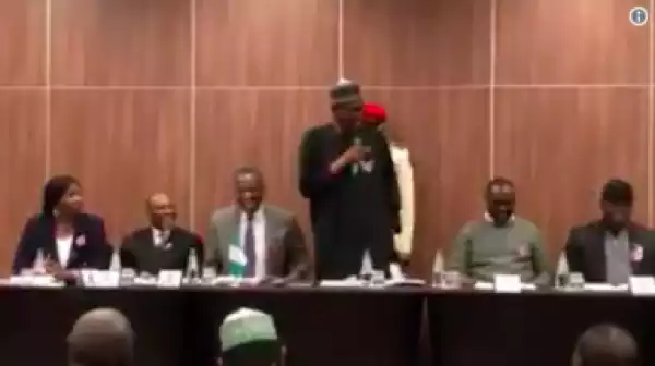 See The Moment President Buhari Denied Being A Clone